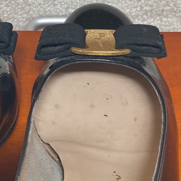 salvatore ferragamo low heel pumps - Picture 10 of 16